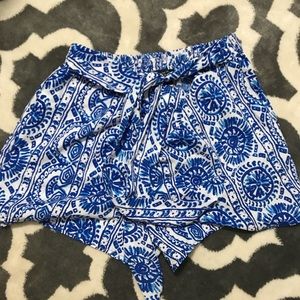 Size 14/16 fun summer shorts NWT